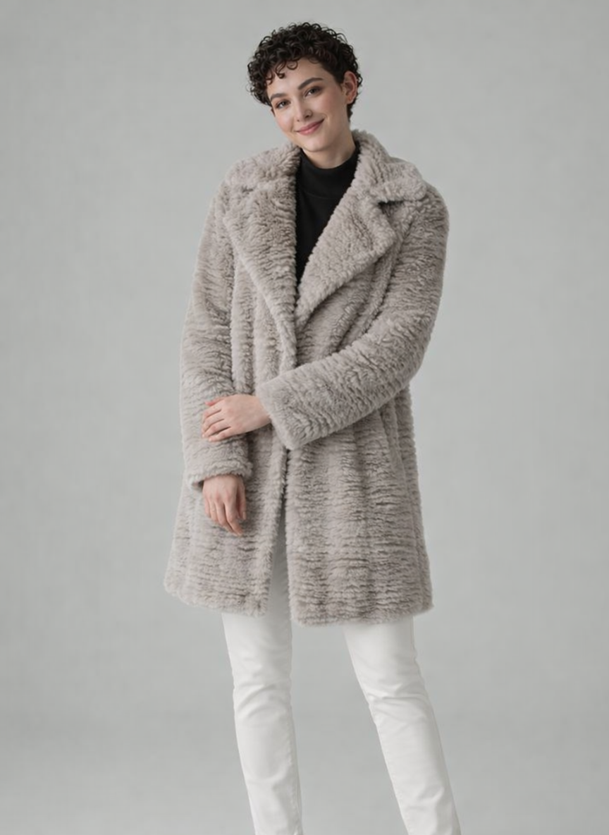 Kaunas Textured faux fur large lapel collar button coat